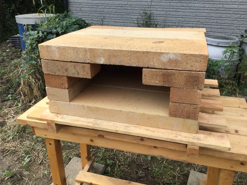 Diy イベントでも活躍できそう 耐火レンガの積むだけピザ窯を作ったよ 最高の農業の見つけ方