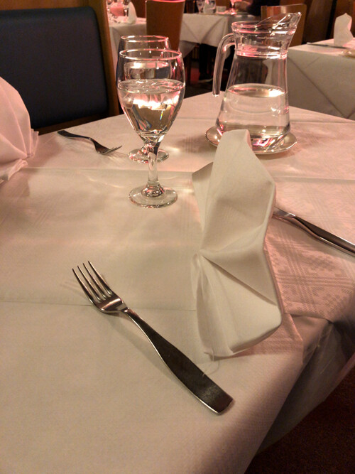 03Restaurant Sea Horse