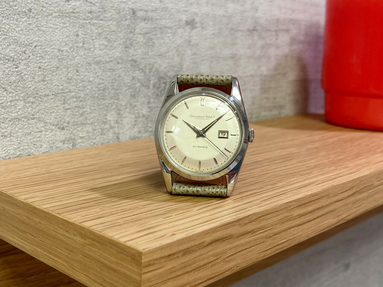 IWC　超希少　バットマンケース　cal.89 魚リューズ　手巻きメンズ腕時計 IWC 超希少 バットマンケース cal.89 魚リューズ 手巻きメンズ腕時計