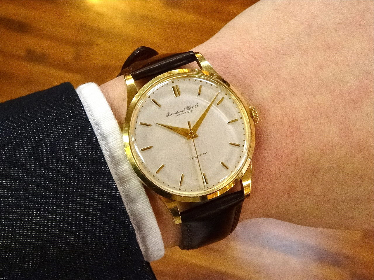 時計を着る”（IWC Cal.852 18KYG）・・・スタッフ甲斐のブログ 
