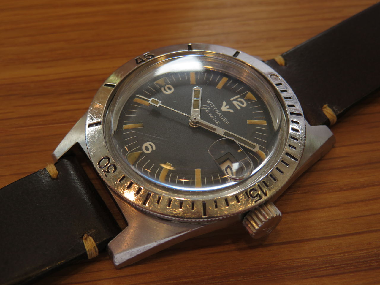 ウィットナー ダイバー』・・・この時計が売れないはすがない