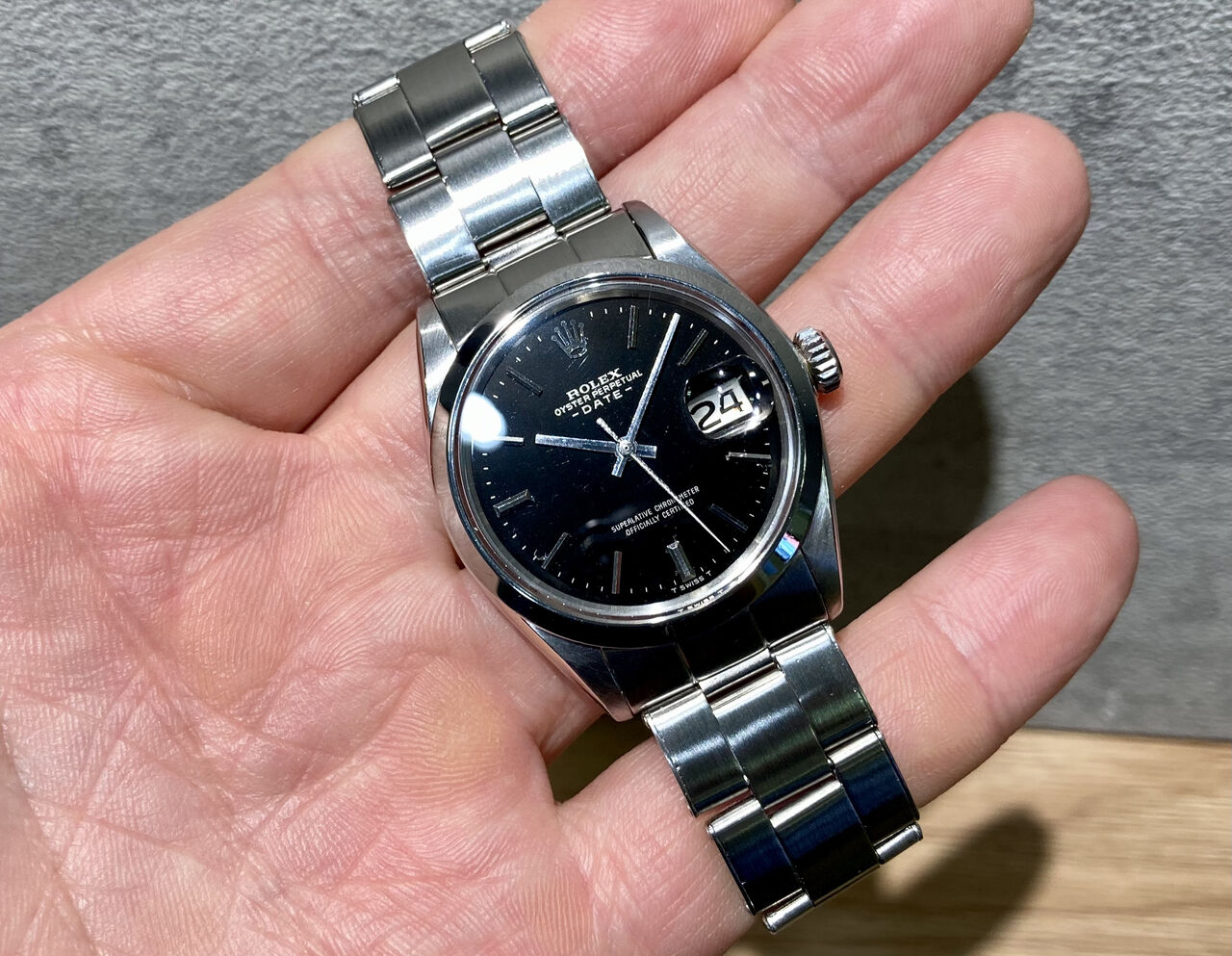 ロレックス 1500 ブラックミラーダイヤル