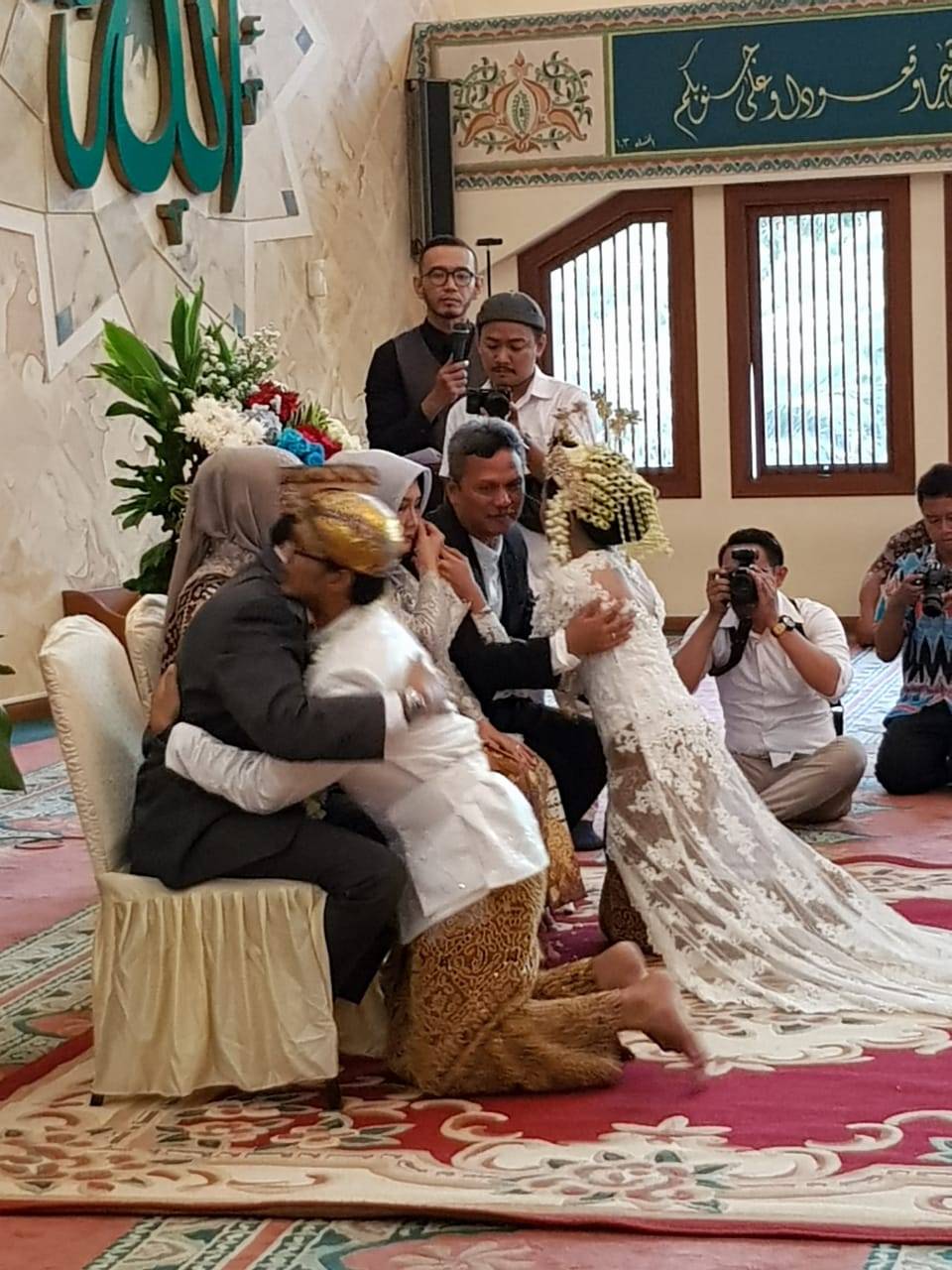 インドネシアの結婚式 ミナンカバウ きりんさんの日常