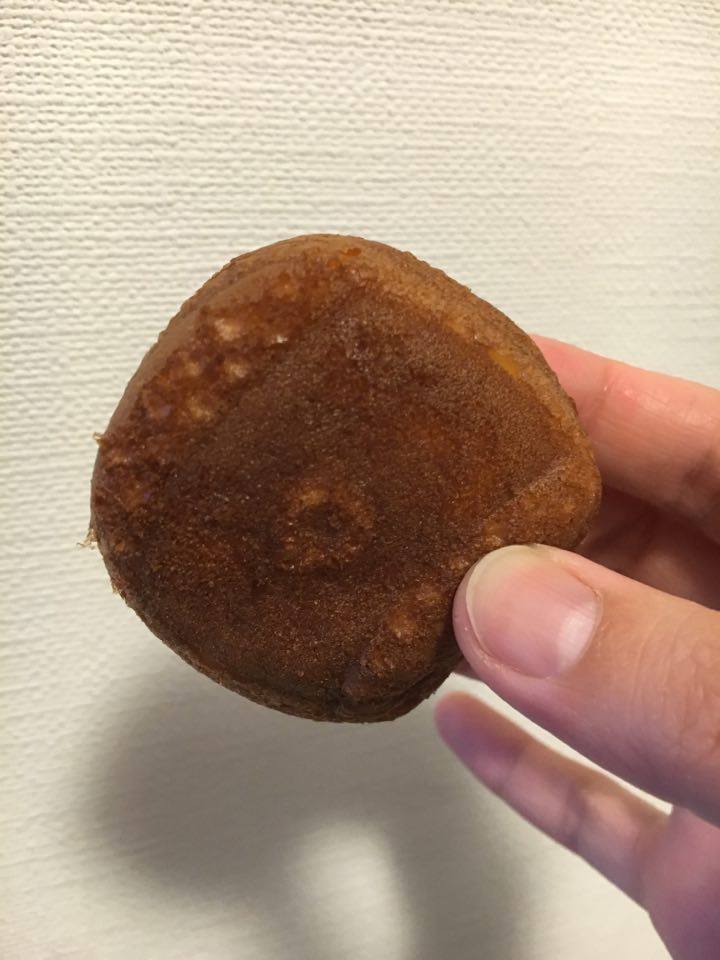 錦糸町 人形焼 山田家 本店 服部幸雄も大絶賛 カステラ生地に舌触りが抜群の人形焼き カロリーの嵐