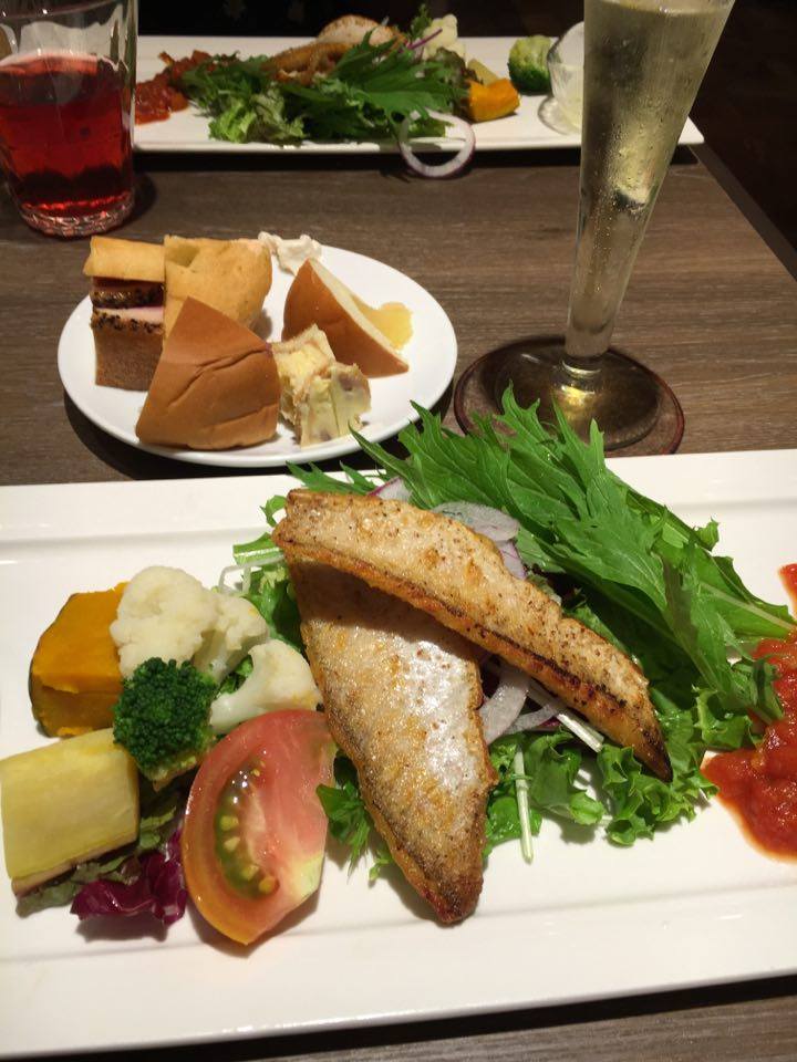 新宿三丁目 Cafe Rambutan カフェ ランブータン 新宿でパン食べ放題 ドリンク飲み放題のオシャレカフェ カロリーの嵐