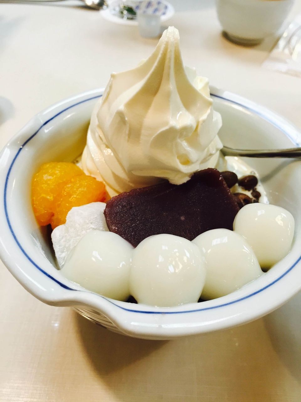 上野 みはし上野本店の白玉クリームあんみつ カロリーの嵐