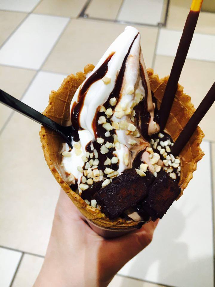 秋葉原 マザー牧場 Milk Bar アトレ秋葉原1店 秋葉原で食べるソフトクリーム ぱふぇそふとショコラミルク 580円 カロリーの嵐 秋葉原 マザー牧場 Milk Bar アトレ秋葉原1店 秋葉原で食べるソフトクリーム ぱふぇそふとショコラミルク 580円 カロリーの嵐