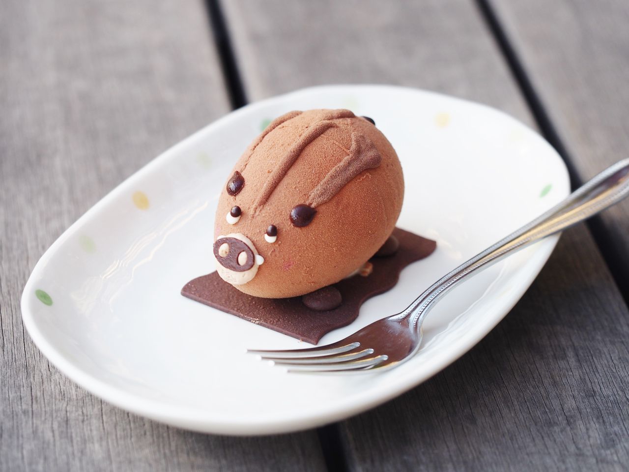 見た目が超キュートなポアール Poire のチョコムースケーキ ウリボー を堪能 スイーツハンター月ウサギの食べ日記