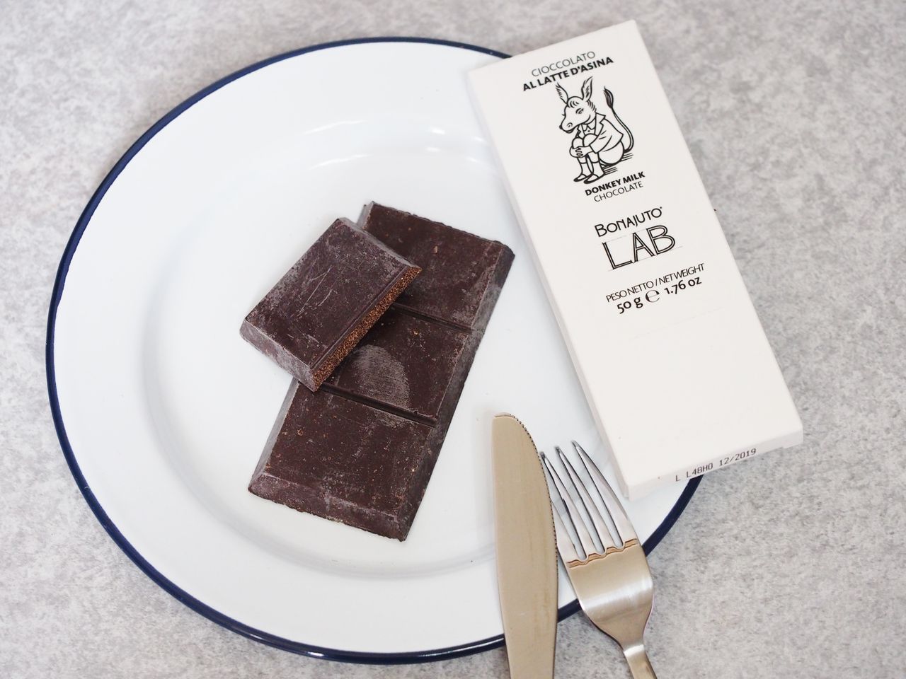 かなりレアなロバのミルクを使ったボナイユートのロバミルクのチョコレート スイーツハンター月ウサギの食べ日記 Powered By ライブドアブログ かなりレアなロバのミルクを使ったボナイユートのロバミルクのチョコレート スイーツハンター月ウサギの食べ日記 Powered By ライブドアブログ
