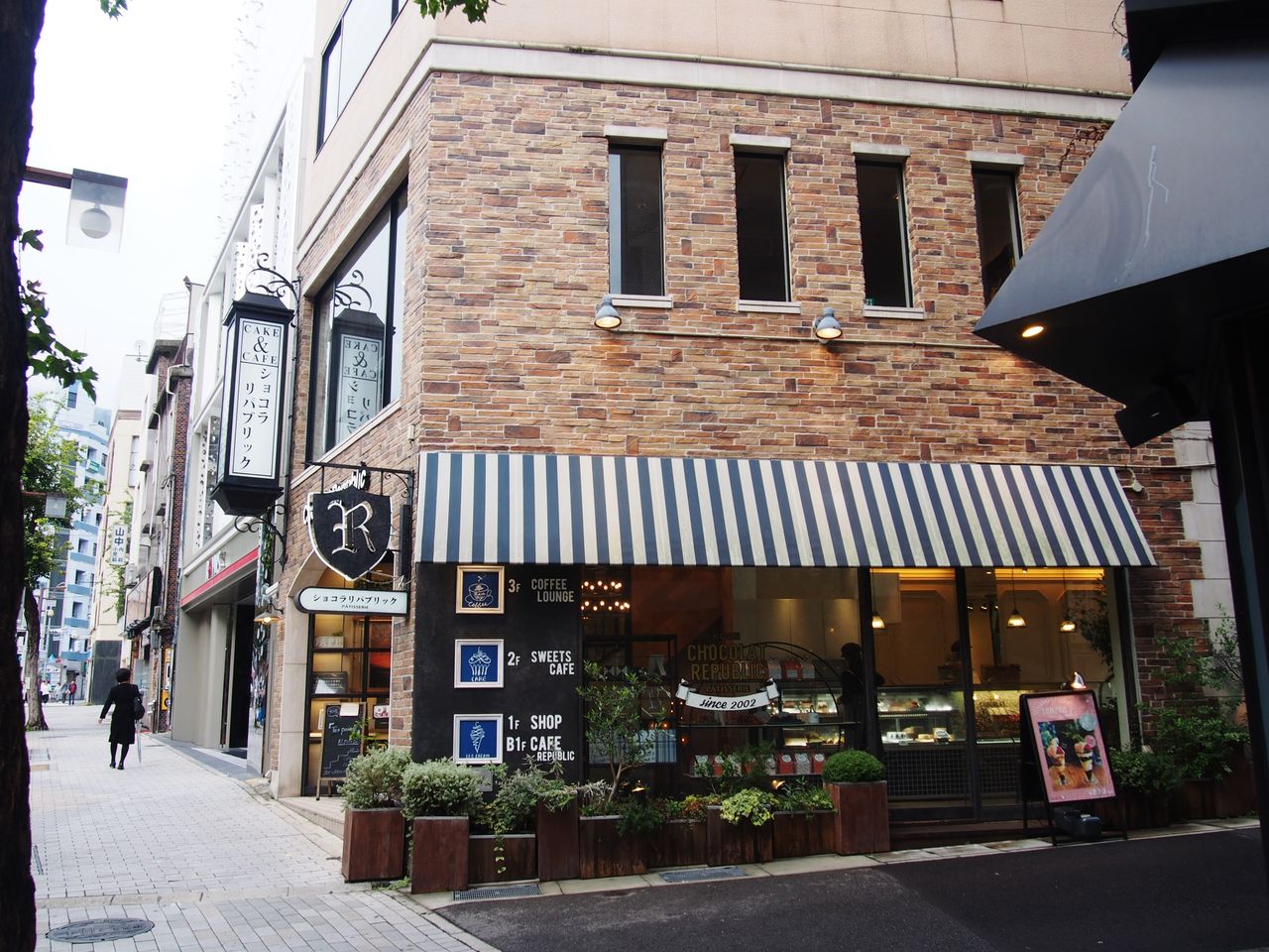 神戸ショコラリパブリック三宮本店限定ハロウィンスイーツプレートを堪能 スイーツハンター月ウサギの食べ日記