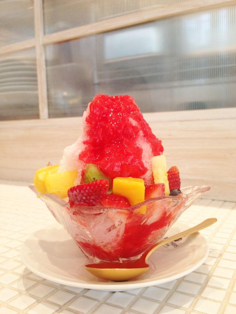 大阪難波 夏季限定 ブラザーズカフェの黄金比蜜のかき氷 スイーツハンター月ウサギの食べ日記 Powered By ライブドアブログ 大阪難波 夏季限定 ブラザーズカフェの黄金比蜜のかき氷 スイーツハンター月ウサギの食べ日記 Powered By ライブドアブログ