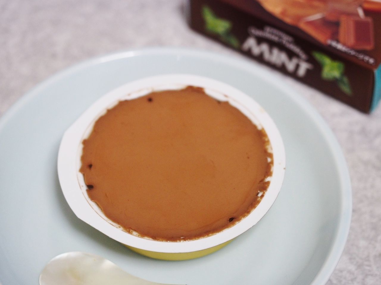 カルディコーヒーファームのチョコミントプリンはチョコ感主体の一品 スイーツハンター月ウサギの食べ日記 Powered By ライブドアブログ カルディコーヒーファームのチョコミントプリンはチョコ感主体の一品 スイーツハンター月ウサギの食べ日記 Powered By ライブドアブログ