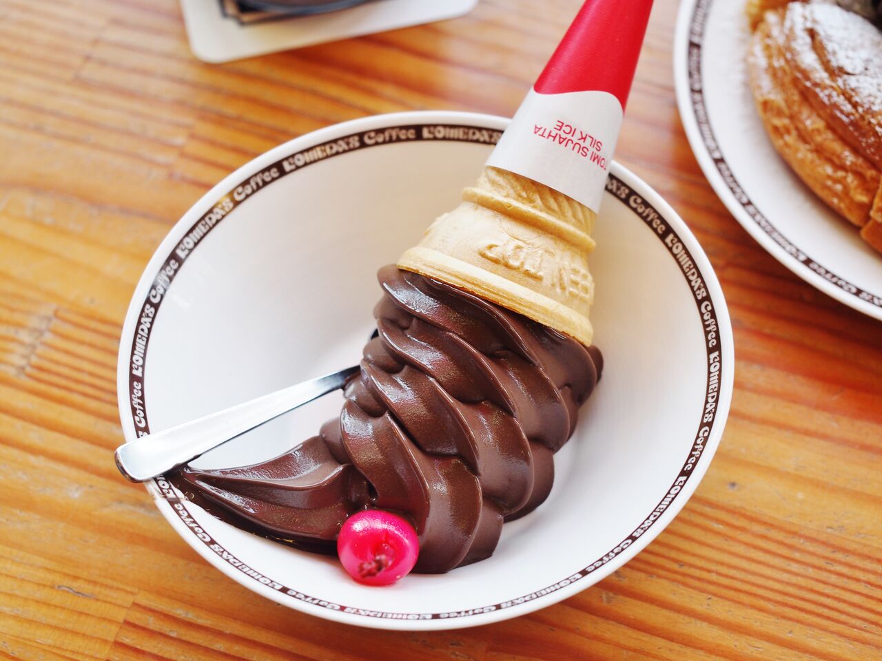 コメダ珈琲店 ゴディバのコラボスイーツが発売６日間で完売御礼 一部店舗ではまだ提供しているそうなので最後まで諦めないで スイーツハンター月ウサギの食べ日記