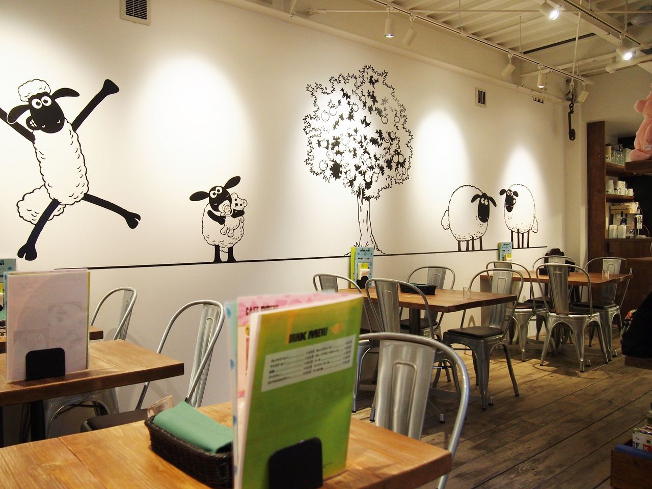 大阪 松屋町 ひつじのショーンの世界観をイメージしたカフェで厚焼きパンケーキ ひつじのショーンカフェ ショーン ザ シープ カフェ スイーツハンター月ウサギの食べ日記 Powered By ライブドアブログ