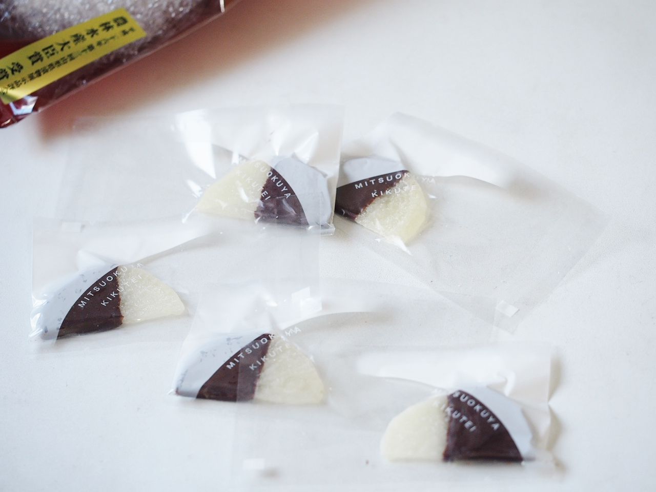 たくあんとチョコレートのコラボ 漬物専門店が打ち出す たくあんチョコレート夢 スイーツハンター月ウサギの食べ日記