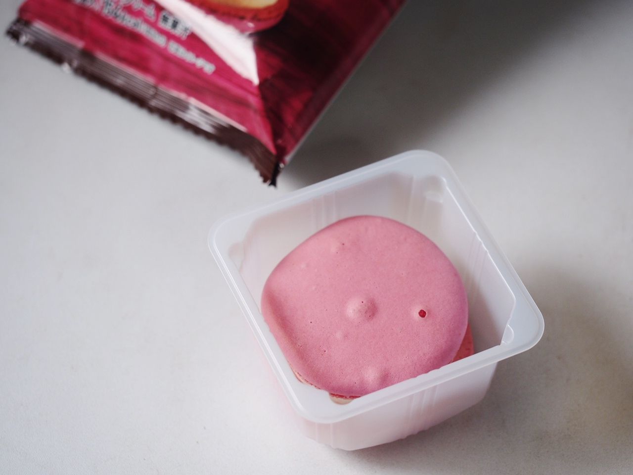 セブンイレブン限定 マカロンアイス が関西でも食べられる様になりました スイーツハンター月ウサギの食べ日記