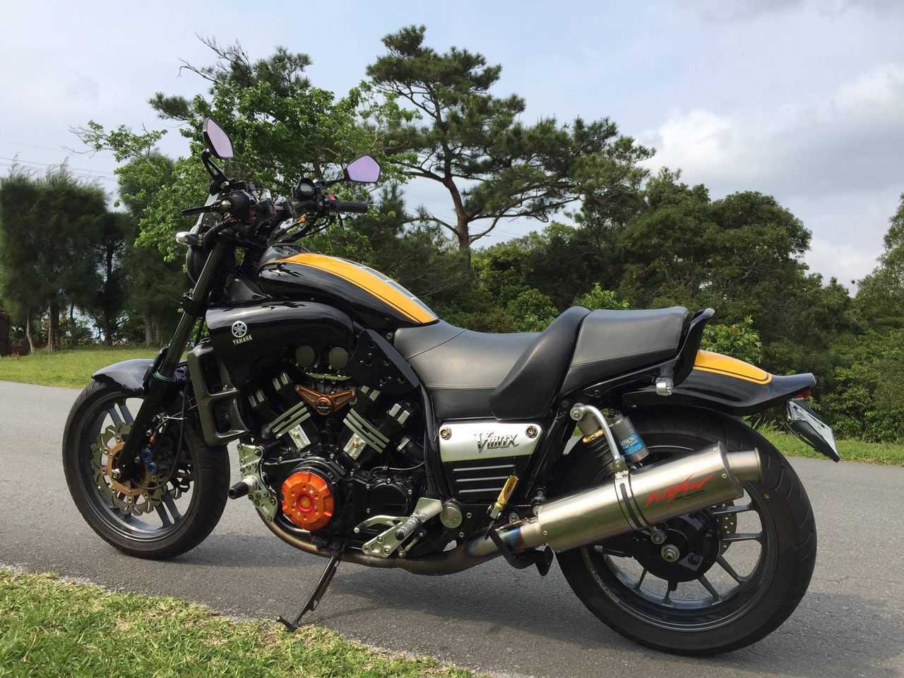 Vmax 1200 FRP タンデム シート カバー : ネジのバイクブログ