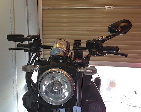 Vmax 10 ナポレオン シャークミラー 2 ネジのバイクブログ