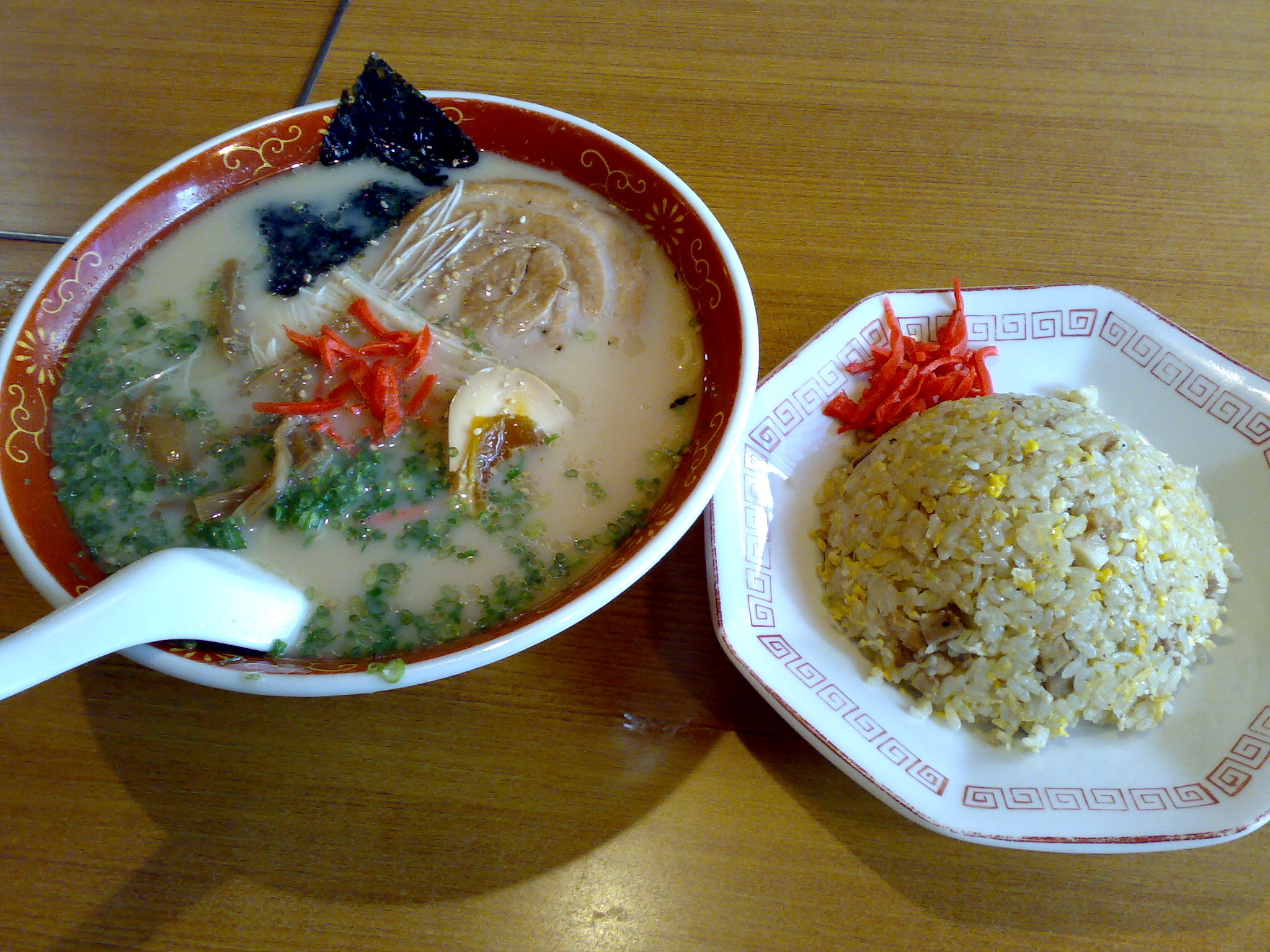 静岡市葵区 居酒屋 紀尾井 半チャーハン とんこつラーメンにビーフシチュー風ライス B級グルメ探索日誌 ラーメン カレー部 静岡ラーメン 浅間神社 居酒屋のラーメン ビーフシチュー ランチ 静岡市葵区 居酒屋 紀尾井 半チャーハン とんこつラーメンにビーフシチュー風ライス B級グルメ探索日誌 ラーメン カレー部 静岡ラーメン 浅間神社 居酒屋のラーメン ビーフシチュー ランチ