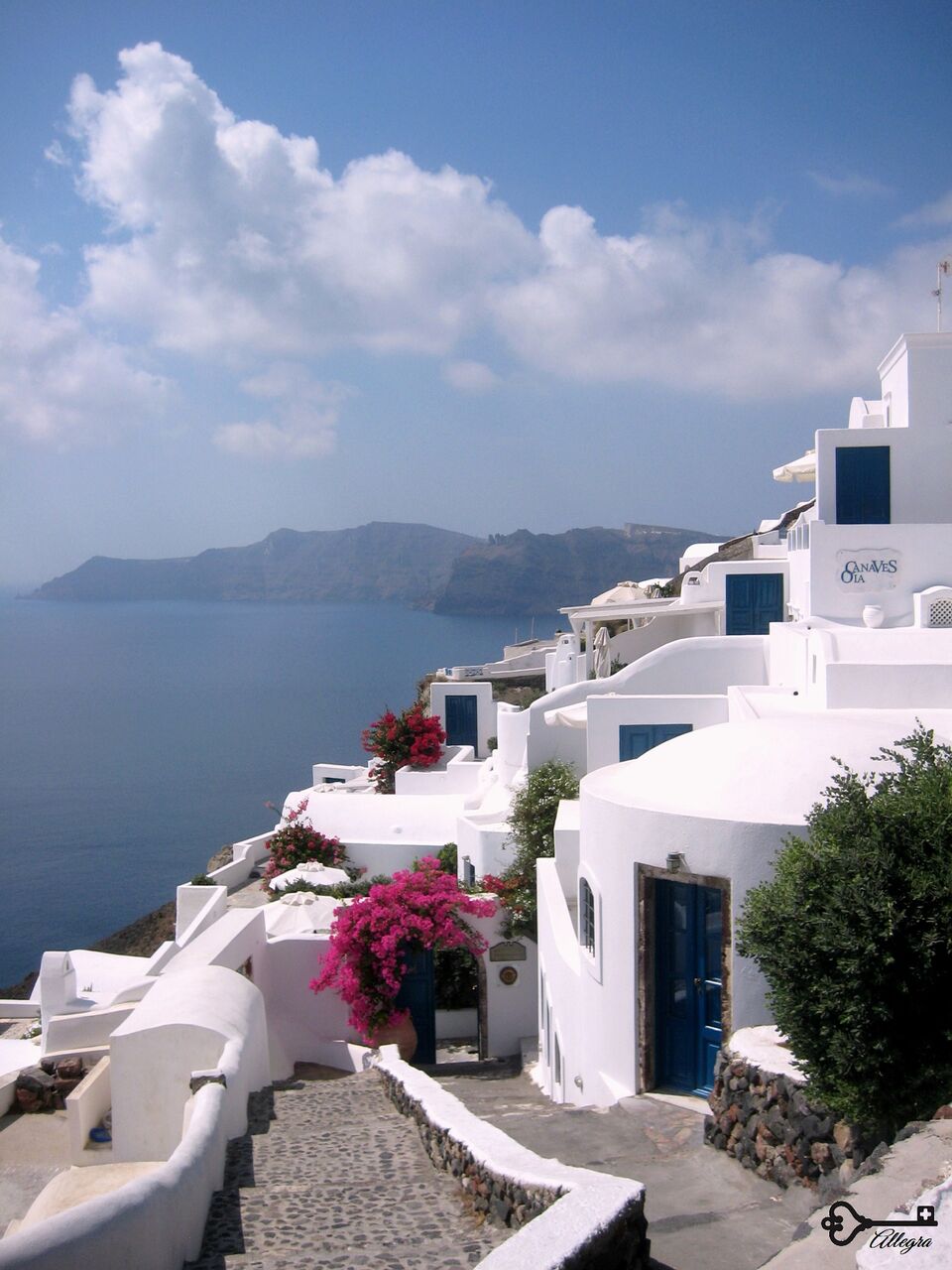 サントリーニ島で最も美しい町 Oia スイスからアレグラ 26の旅の扉 サントリーニ島で最も美しい町 Oia スイスからアレグラ 26の旅の扉