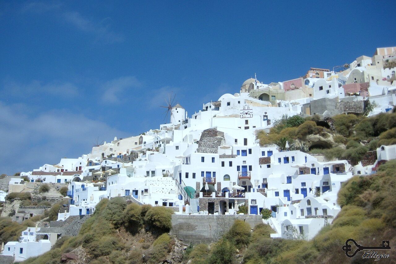 サントリーニ島で最も美しい町 Oia スイスからアレグラ 26の旅の扉 サントリーニ島で最も美しい町 Oia スイスからアレグラ 26の旅の扉