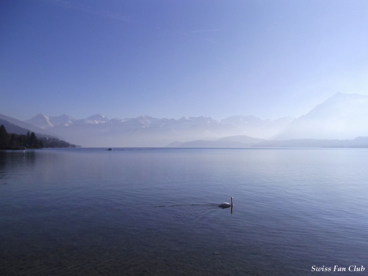 白い空気 心が癒される冬の風景 スイス トゥーン湖 アイガー メンヒ ユングフラウ スイス 26の旅の扉