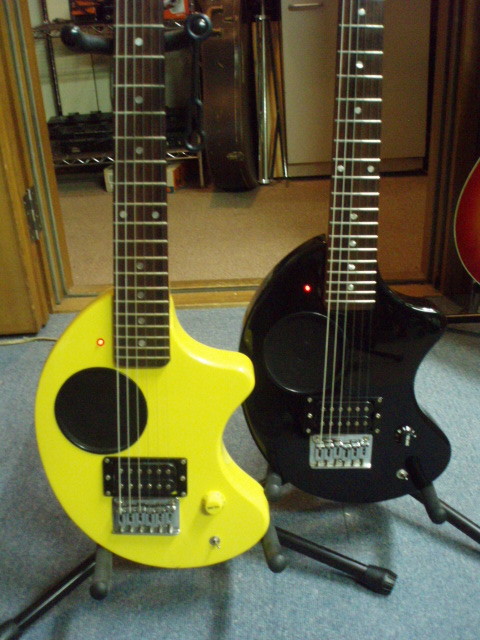 フェルナンデス ZO-3 (TORA-ZO) 阪神タイガース承認エレキギター