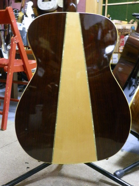 3ピース。 : 中古楽器屋への道(2） グラスホッパー・ギターズ