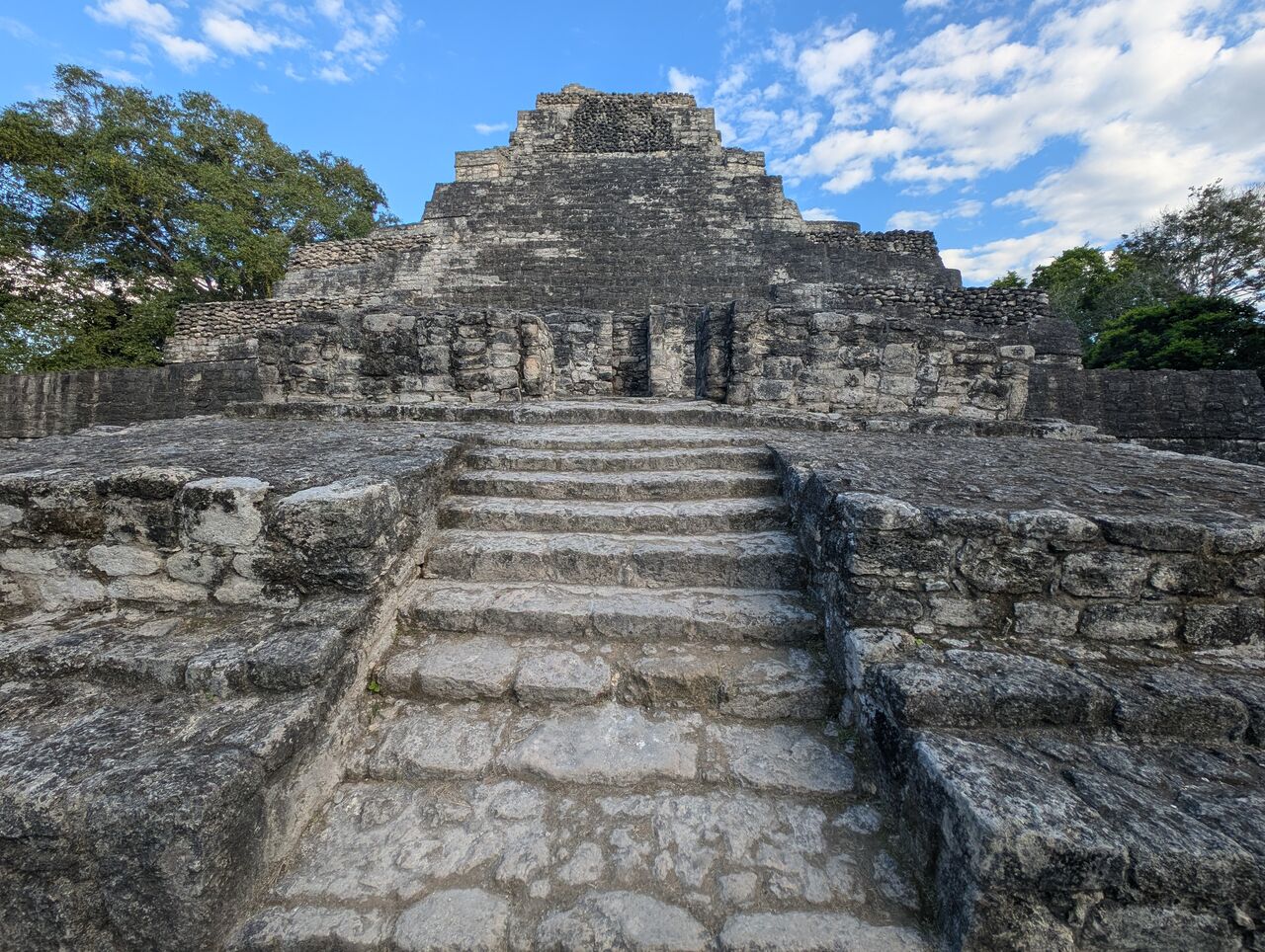 PXL_20260103_213728050