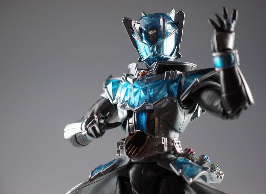 S H フィギュアーツ 仮面ライダーウィザード インフィニティスタイル ホヒログ