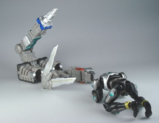 shフィギュアーツ 仮面ライダーバース、clawsセット S.H.