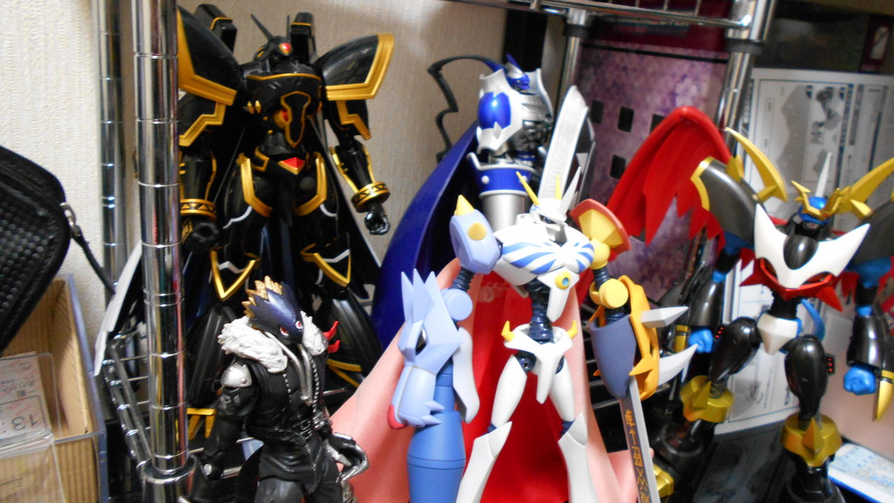 正規 S.H.Figuarts オメガモン -Premium Color Editi - ecotours-of