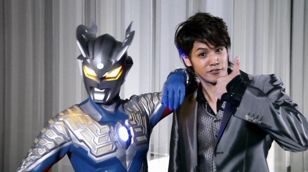 ウルトラマンゼロと宮野真守さんが仲良くツーショット Sylph Watch