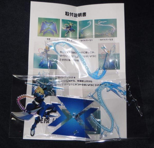 ガンヴォルトのアクリルフィギュア届いた♪ 多重立体構造