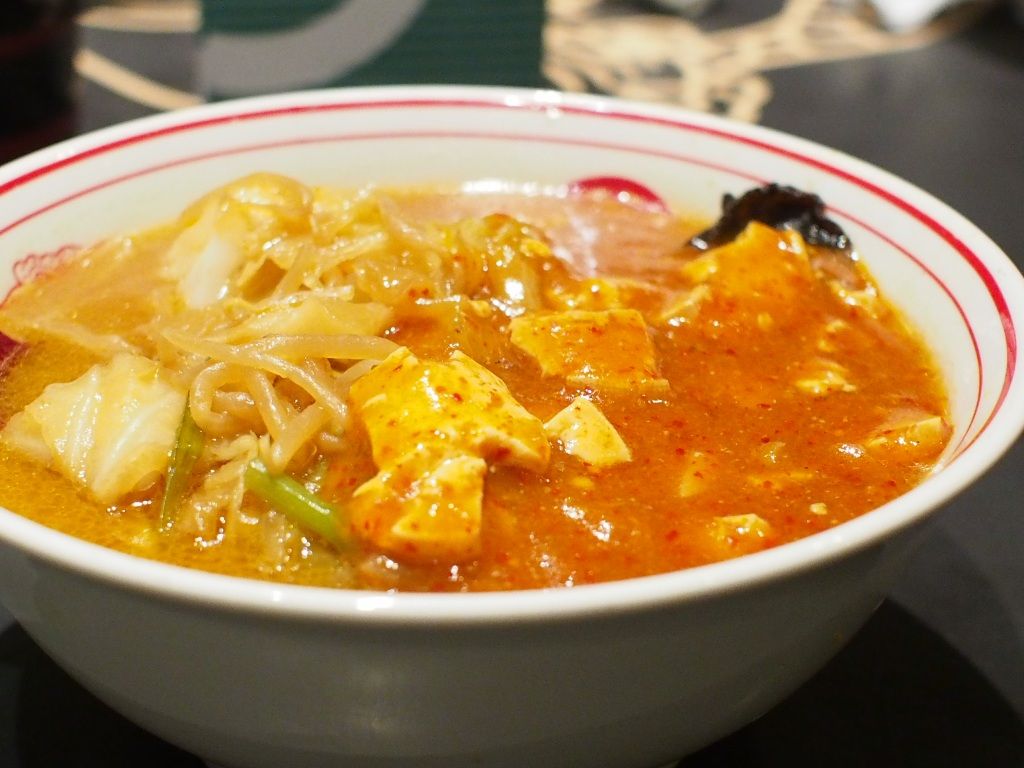Jr山手線渋谷駅 蒙古タンメン中本 辛さが美味しい旨辛ラーメンを代表するお店 年間500軒以上を食べ歩く飲食店プロデューサーの食日記 Jr山手線渋谷駅 蒙古タンメン中本 辛さが美味しい旨辛ラーメンを代表するお店 年間500軒以上を食べ歩く飲食店プロデューサーの食日記