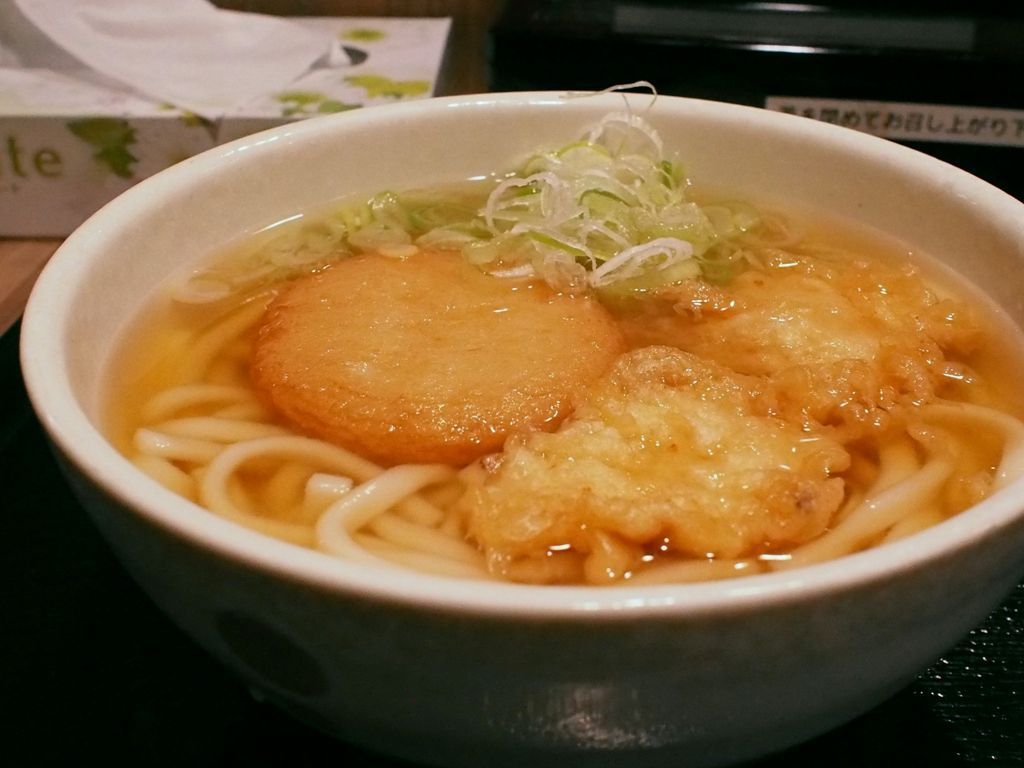 Jr山手線東京駅 丼拓 八重洲でいただく博多うどんはプチュンとした食感で美味 年間500軒以上を食べ歩く飲食店プロデューサーの食日記 Jr山手線東京駅 丼拓 八重洲でいただく博多うどんはプチュンとした食感で美味 年間500軒以上を食べ歩く飲食店プロデューサーの食日記