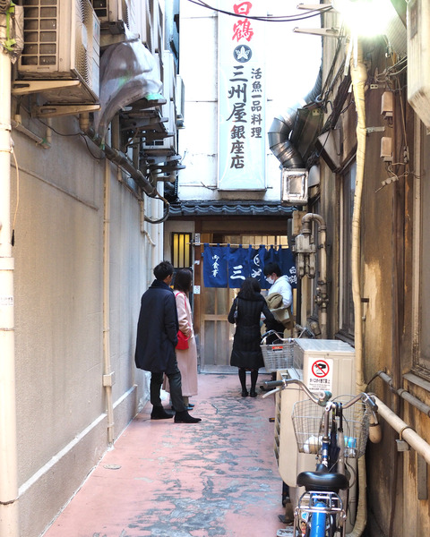P1305617