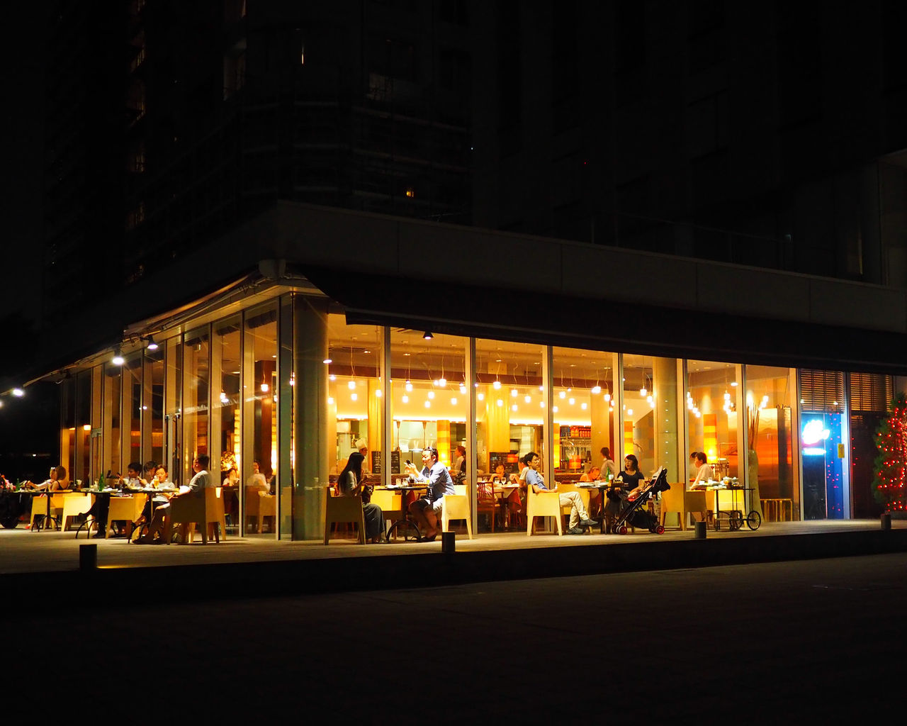 東京メトロ有楽町線月島駅 上海ダイニング 最高のロケーションにあるオシャレな中華料理店 年間500軒以上を食べ歩く飲食店プロデューサーの食日記