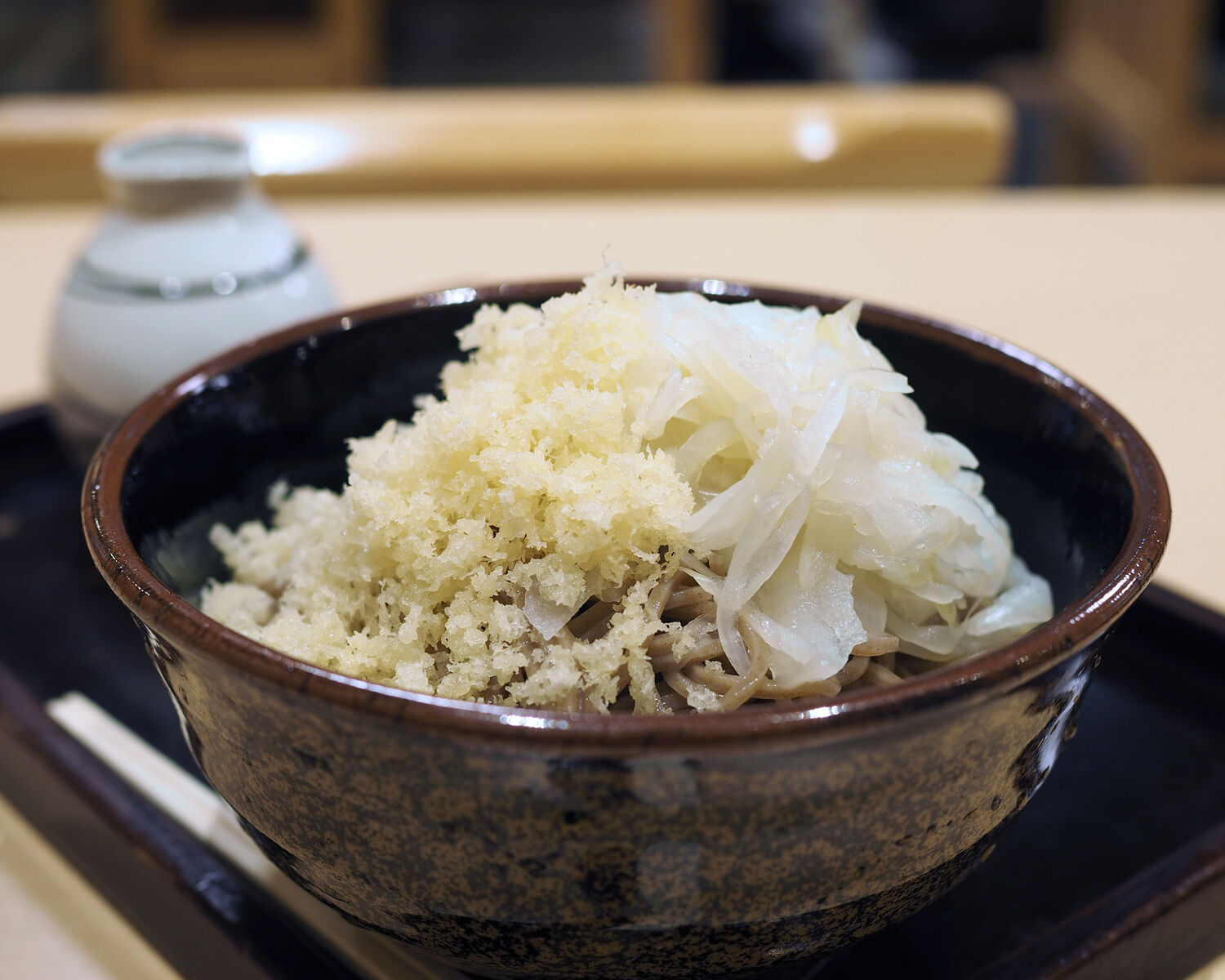 蕎麦處 阿さま』 シャキッとした歯ざわりと甘みがおいしい玉ねぎが 