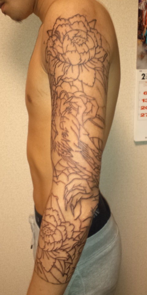 龍と牡丹 虎と桜 筋彫り 八王子刺青 東京八王子 初代彫和の日記