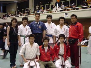 �̿���2004 196