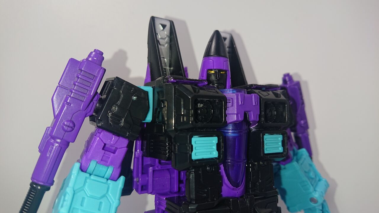 Amazon.com: Transformers GEN SELECTS Voyager G2 RAMJET