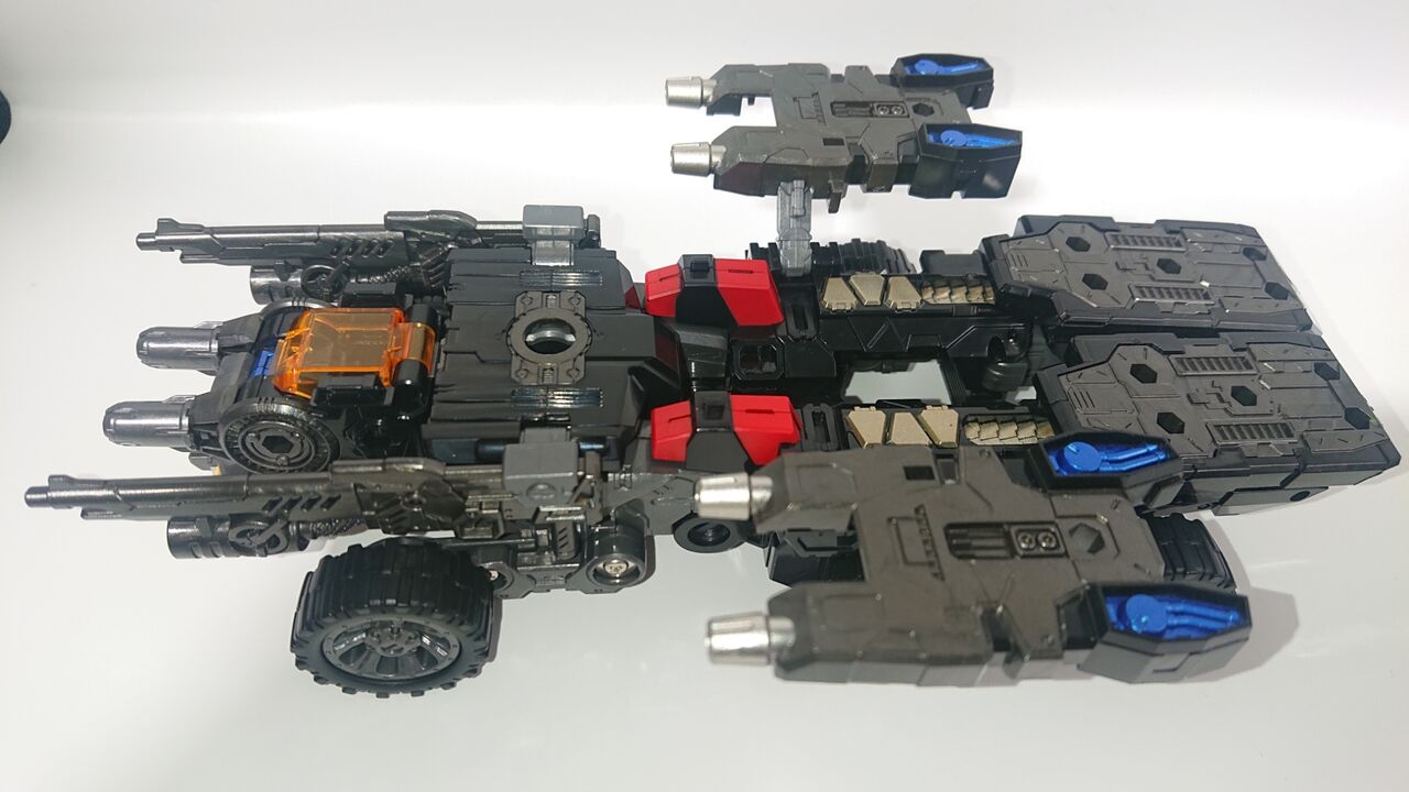 292．ダイアクロンDA-79 バトルコンボイ V-SHADOW レビュー