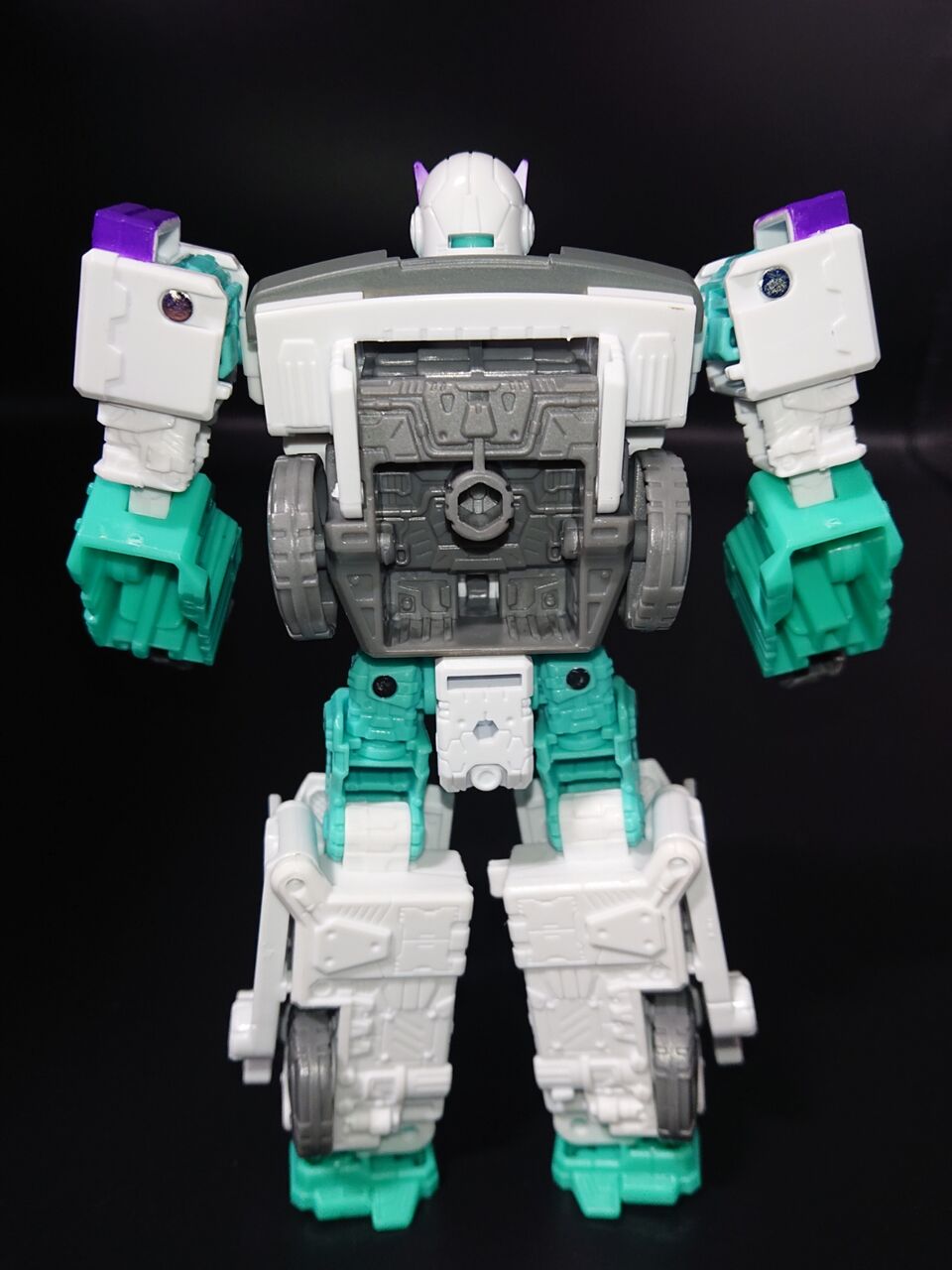 18.トランスフォーマー WFC 海外限定 SGオプティマスプライム 18.トランスフォーマー WFC 海外限定 SGオプティマスプライム