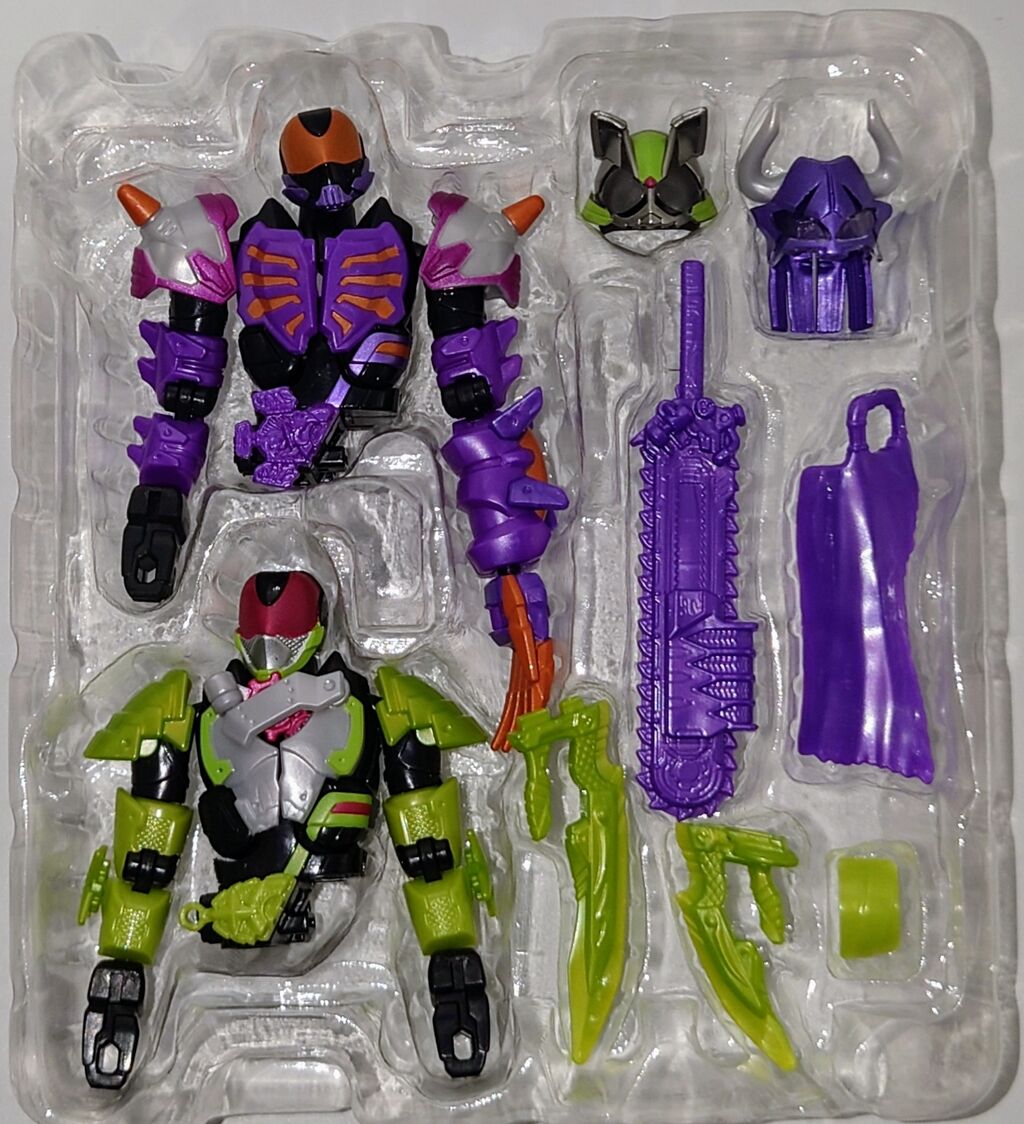 570．リボルブチェンジフィギュア 仮面ライダータイクーン