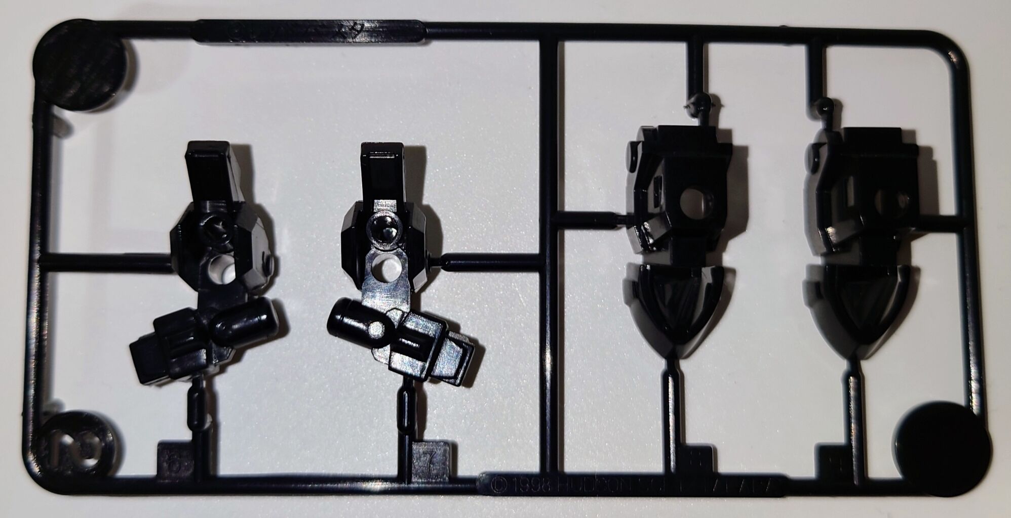 【レア】ビーダマン爆外伝 六角メンコ大作戦 62袋付 BOX アマダ 1998年 439．カバヤ BIG ボンバーマンビーダマン 爆外伝ガム レッド