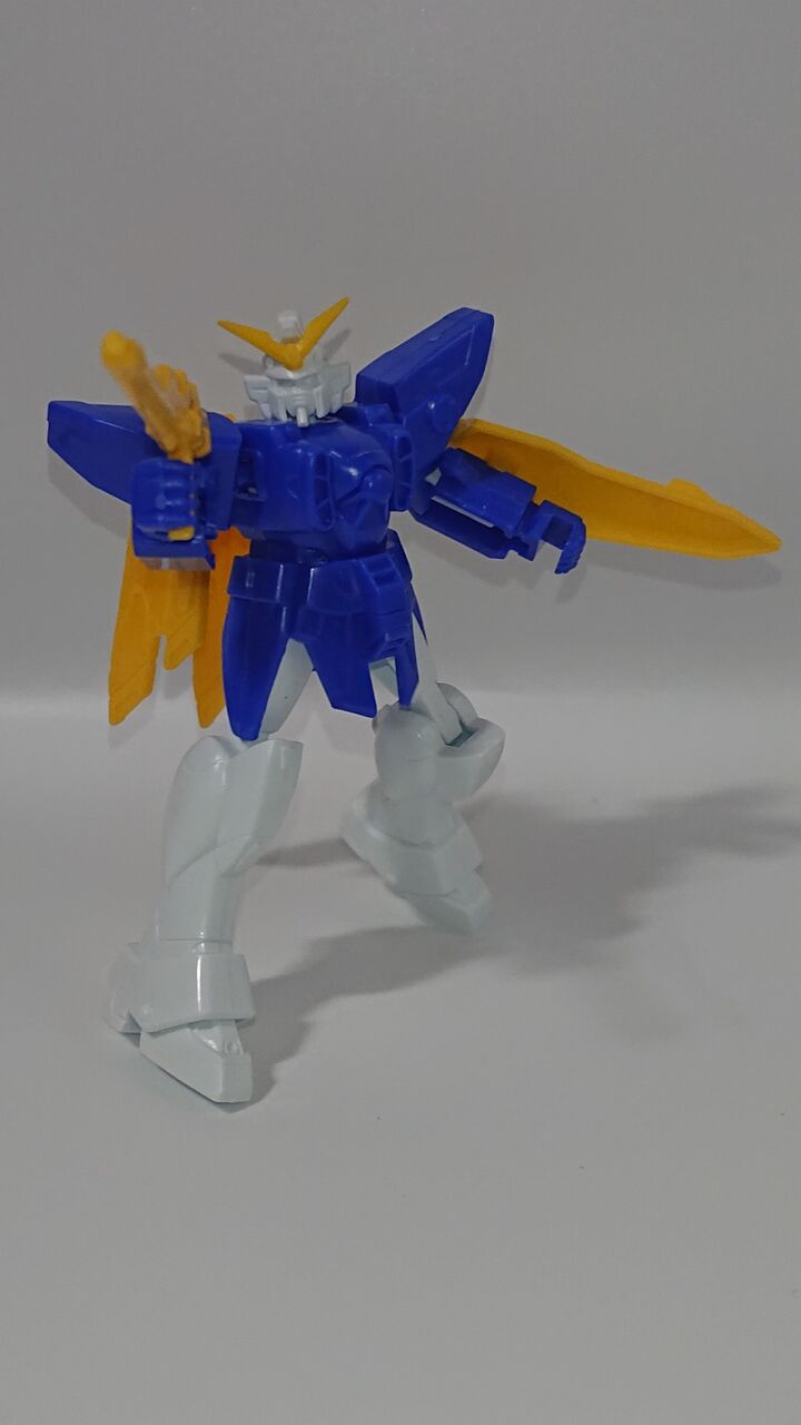 63．リアルポーズガンダム ①ウイングガンダム レビュー : しょくGUN