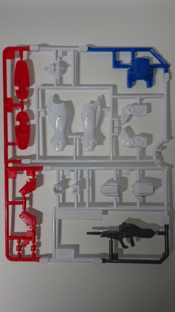 206．1/144キット Vガンダム レビュー : しょくGUN（旧）