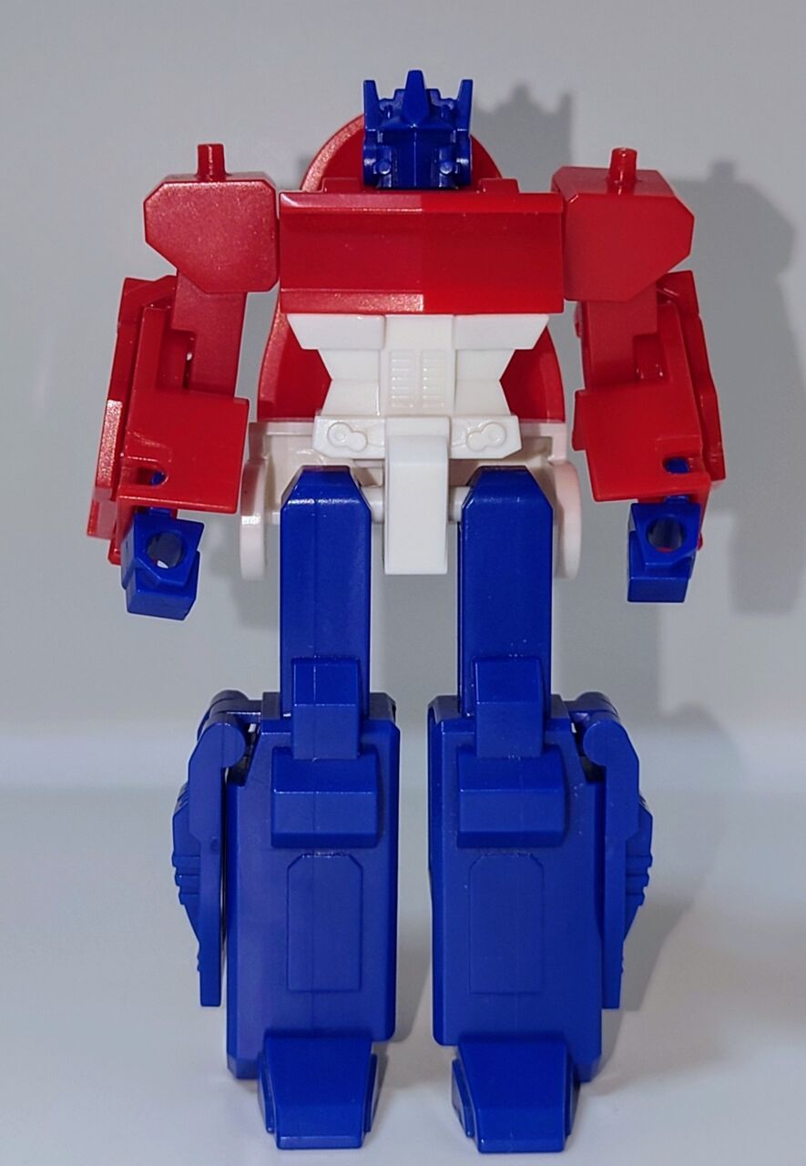 665.カバヤ トランスフォーマーガム コンボイ(変形ヘンケイ 665.カバヤ トランスフォーマーガム コンボイ(変形ヘンケイ