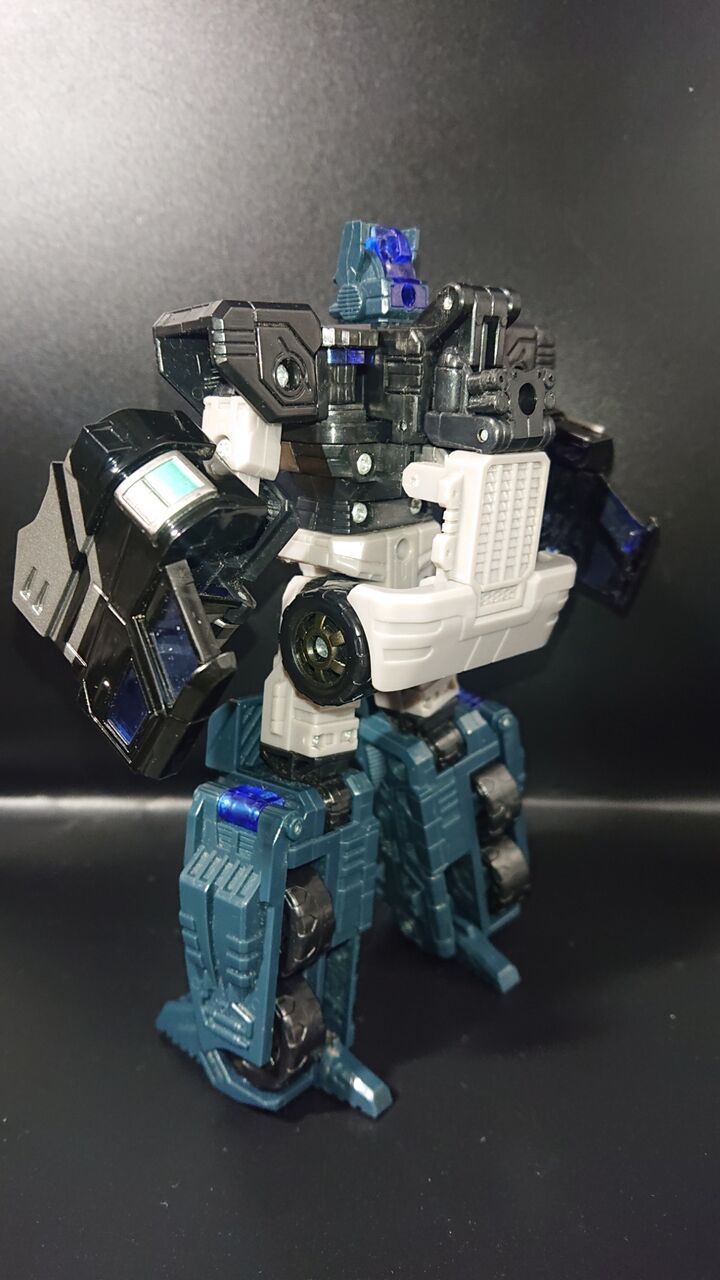 144．トランスフォーマーユニバース ネメシスプライム レビュー